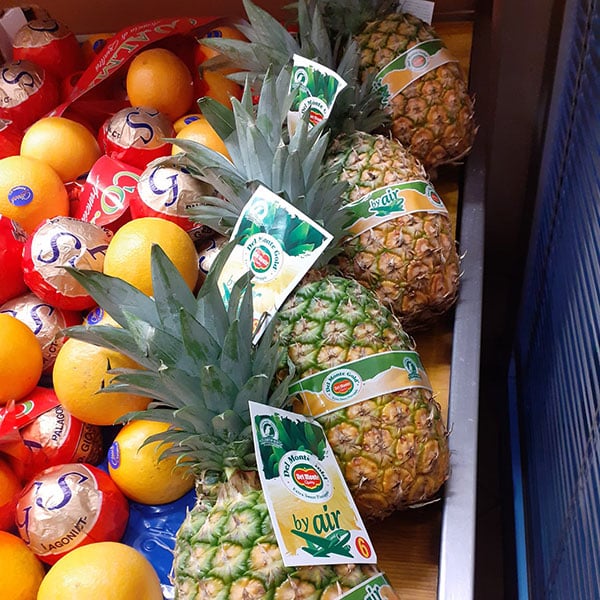 fruttivendolo-ananas-frutta-tropicale-via-aerea-novara fruttivendolo-ananas-frutta-tropicale-via-aerea-novara